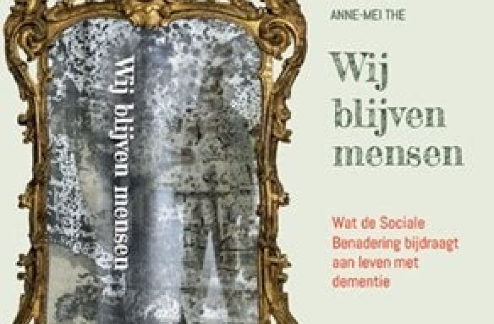 Surplus reikt speciale boekeditie van Anne-Mei The uit op de Dag van de Zorg