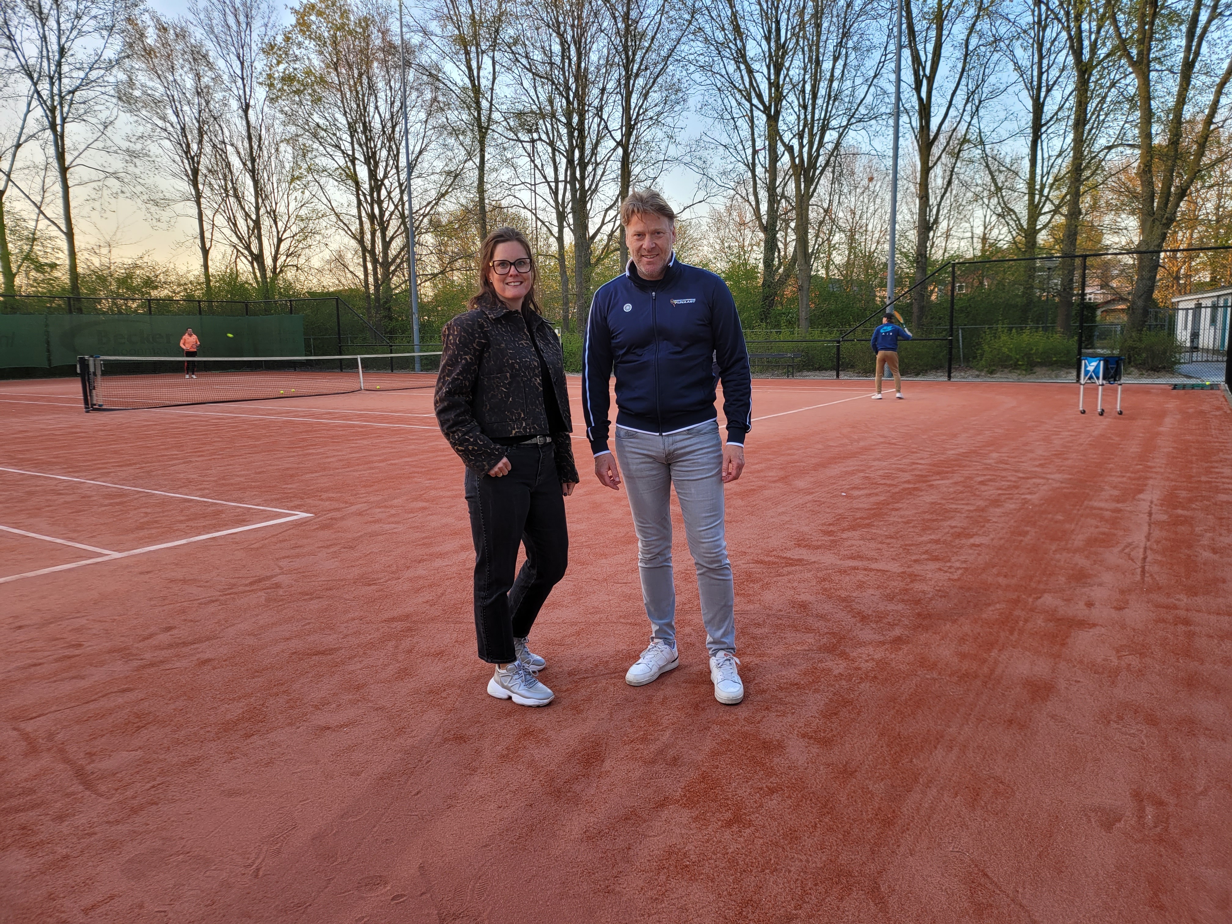 Tennisvereniging Fijnaart viert het gouden jubileum