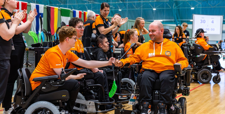 Het WK Powerchair Hockey in Finland