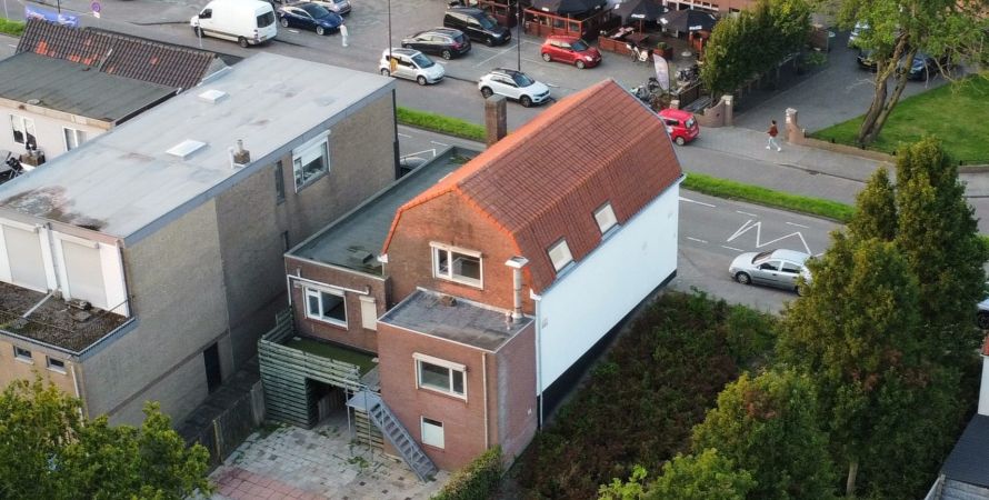 Gemeente ontkent plannen voor arbeidsmigrantenhuisvesting aan Molenstraat, maar laat pand controleren