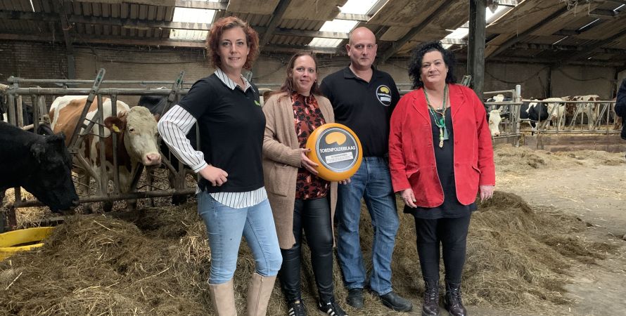 Opvallend bezoek in Fijnaart