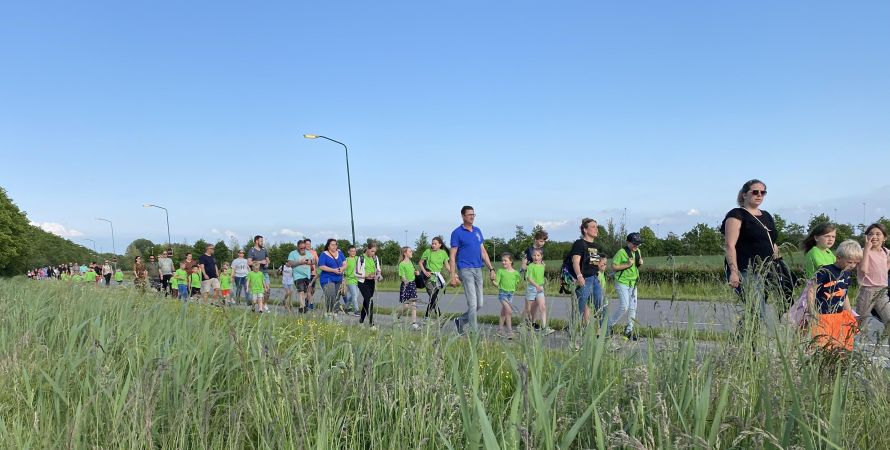 Avondvierdaagse Fijnaart wordt steeds meer een feest