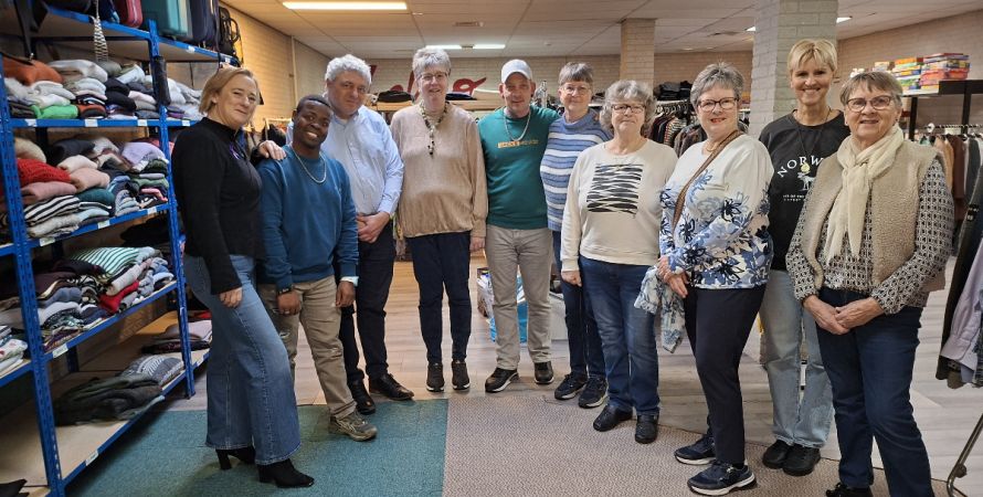 Kledingbank loods Klundert