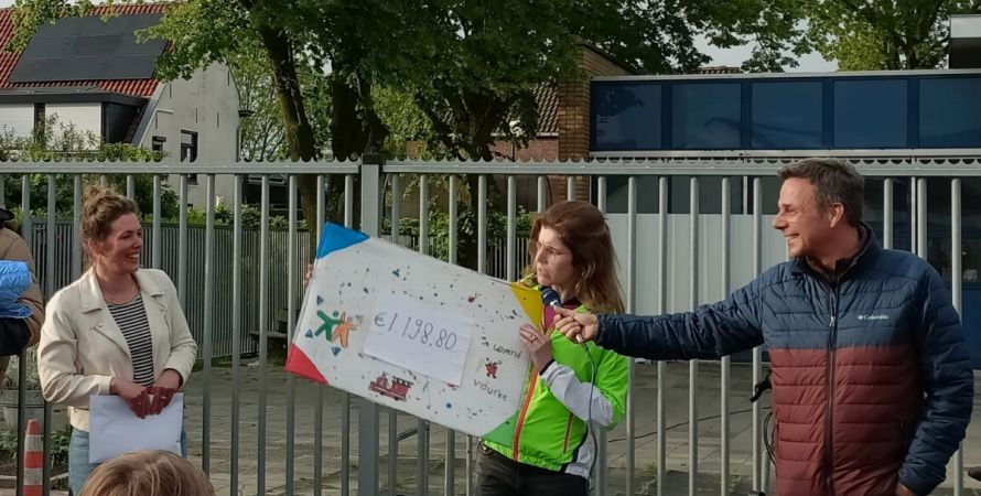 Leerlingen basisschool Het Kompas rennen voor het goede doel