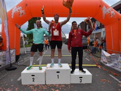 Oranjeloop trekt 200 deelnemers op Koningsdag