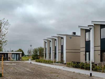 De Gemeente Moerdijk en WIJK tekenen intentieovereenkomst voor 95 tijdelijke huurwoningen