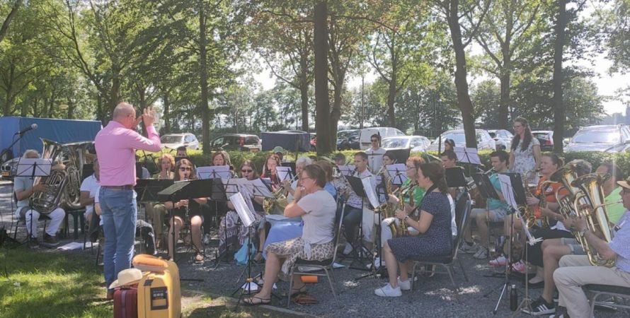 Zonnig zomerconcert De Unie smaakt naar meer