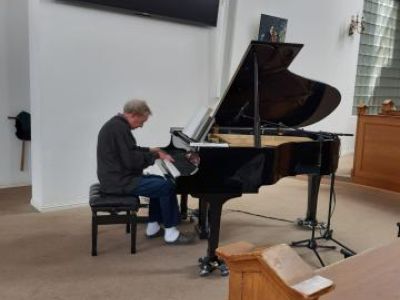 In en om De Dorpskerk tijdens de Fendertse week