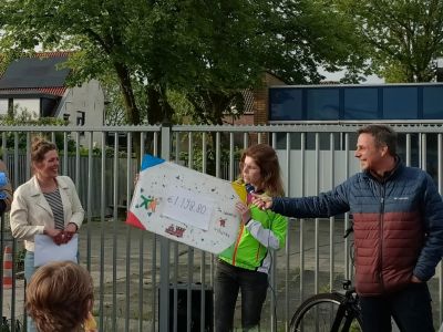 Leerlingen basisschool Het Kompas rennen voor het goede doel