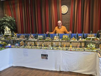 Vrijwilliger Jan zorgt voor warme kerstsfeer in Fendertshof